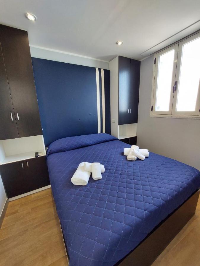 La Stanza Sul Porto Di Amalfi Camera Piccina Piccina Con Bagno Privato E Terrazzino Vista Mare Kültér fotó
